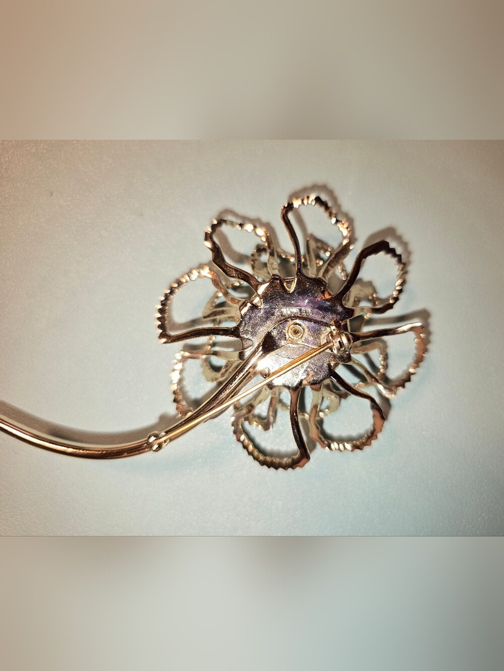 Vintage Sarah Coventry Large Iridescent Rhinestone/Gold Tone Brooch - Circa 1970 - Picture 2 of 8